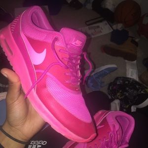 Air Max Thea (hot pink)